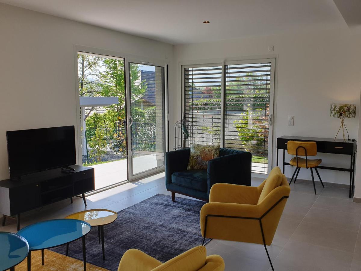 L'Appartement Jardin Avec Vue Montagnes Sévrier Exterior photo