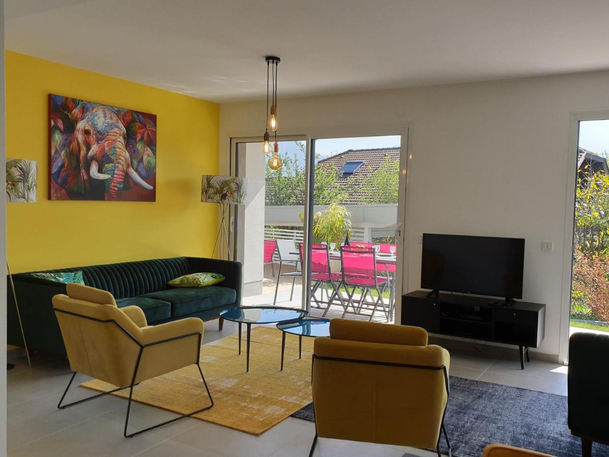 L'Appartement Jardin Avec Vue Montagnes Sévrier Exterior photo