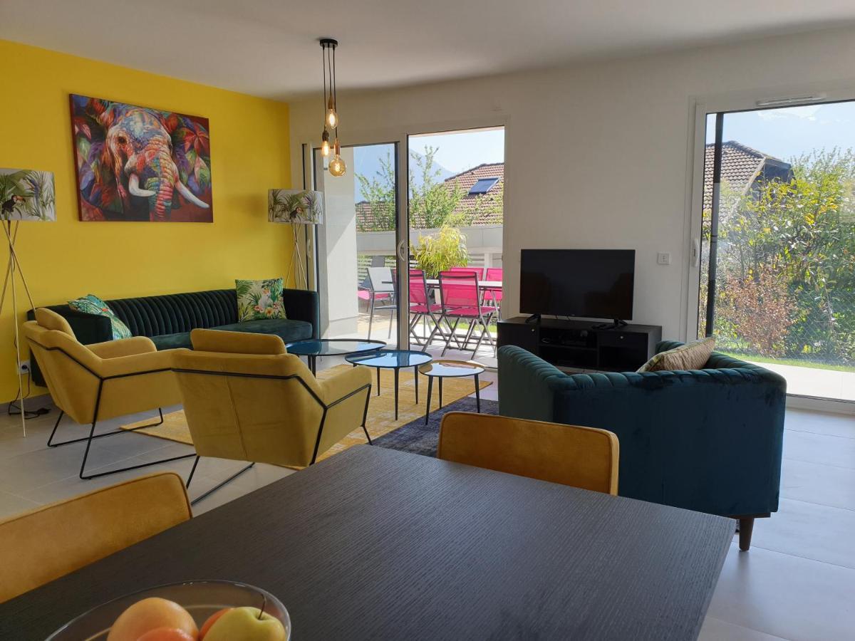 L'Appartement Jardin Avec Vue Montagnes Sévrier Exterior photo