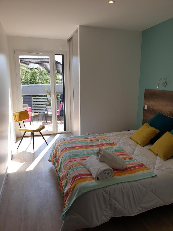 L'Appartement Jardin Avec Vue Montagnes Sévrier Exterior photo