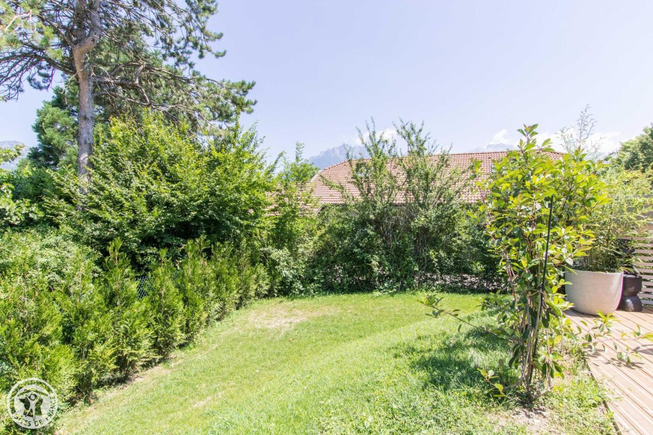 L'Appartement Jardin Avec Vue Montagnes Sévrier Exterior photo