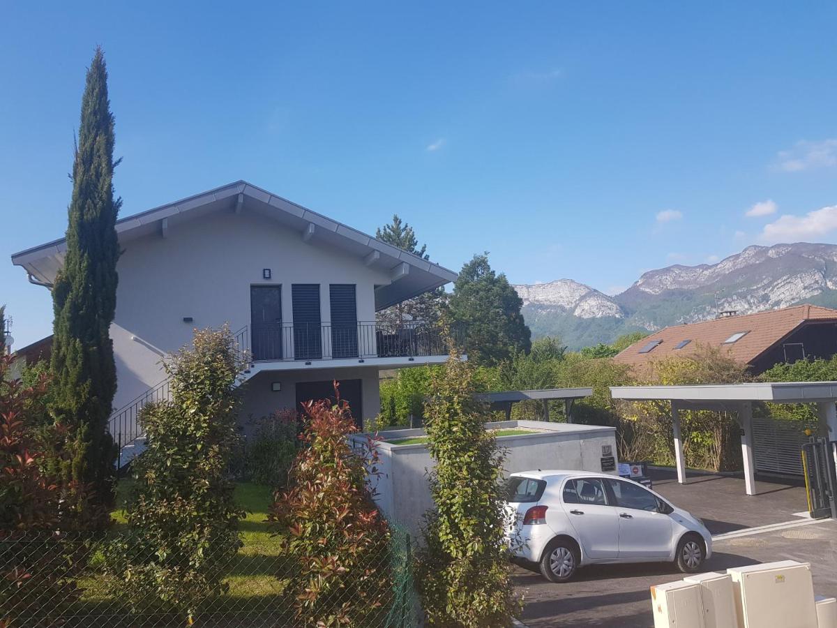 L'Appartement Jardin Avec Vue Montagnes Sévrier Exterior photo